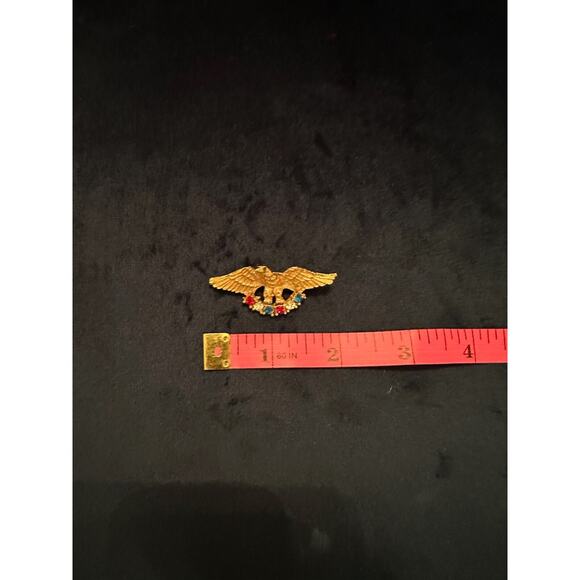 Vintage Eagle Gold Tone Pin Brooch Red White Blue‎ Rhinestones Patriotic - Picture 10 of 10